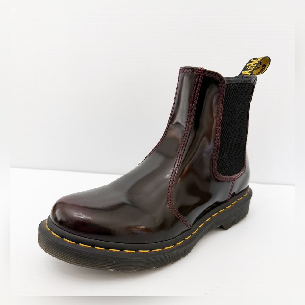 Dr. Martens 2976 Arcadia Leather Chelsea Boots in Cherry Red - 8